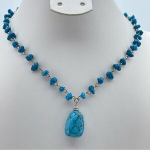 Cute Express Turquoise Howlite Chip Bead Necklace with Pendant, 14.5”—16.5”